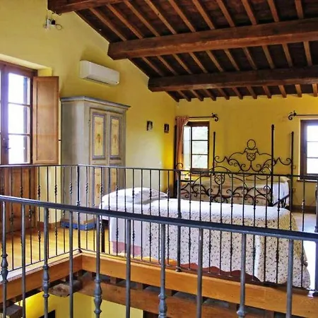 Umbertide, Close To Gubbio And Assisi, With Panoramic Pool